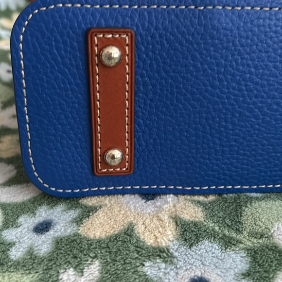 NEW Dooney & Bourke with Dust Bag NWOT - Picture 8 of 12